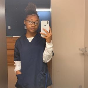 Meet your Posher, Tenikaa